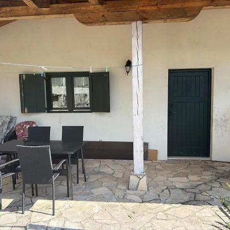 Ferienhaus Vadima House *