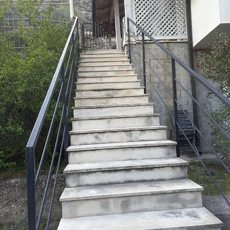 Vadima House